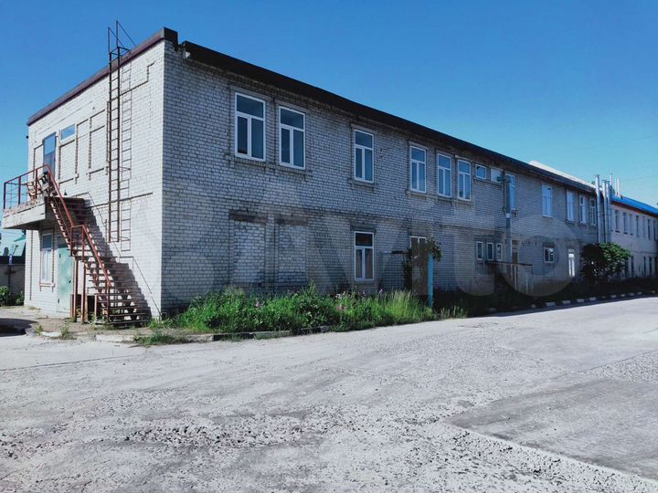 Здание, 700 м²