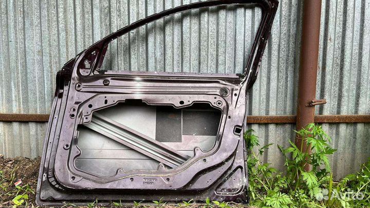 Дверь передняя правая volvo xc60
