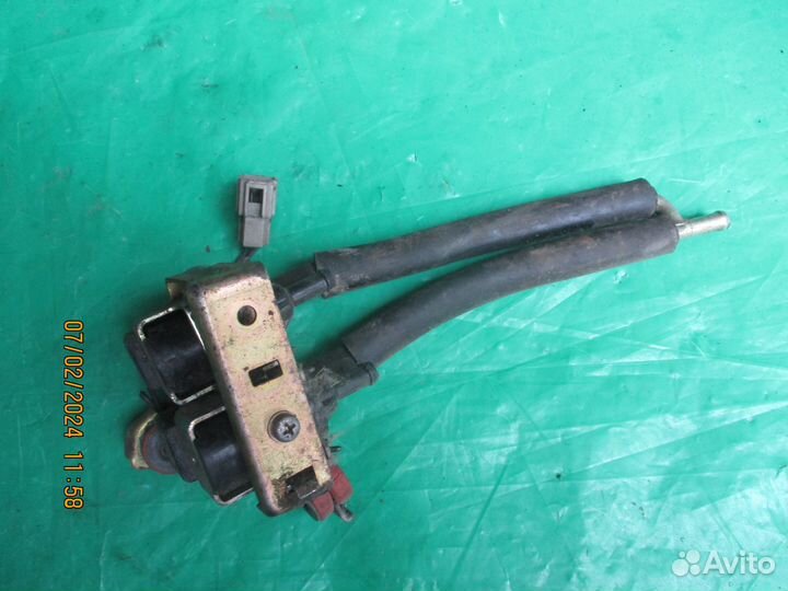 Corolla 90 1987-1993 4AGE Вакуумный Клапан