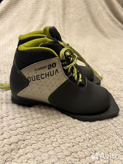 Лыжные ботинки