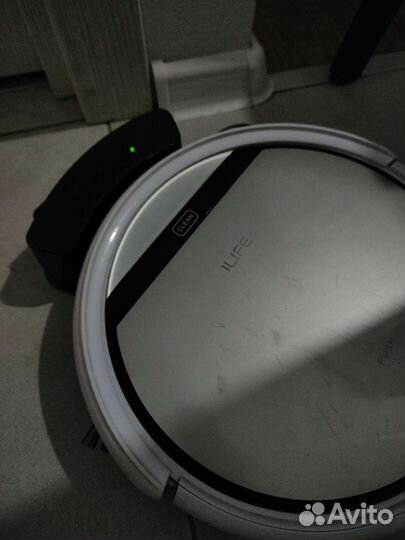 Робот пылесос ilive V50
