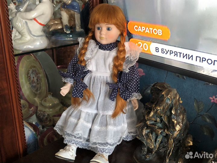 Кукла фарфоровая коллекционная