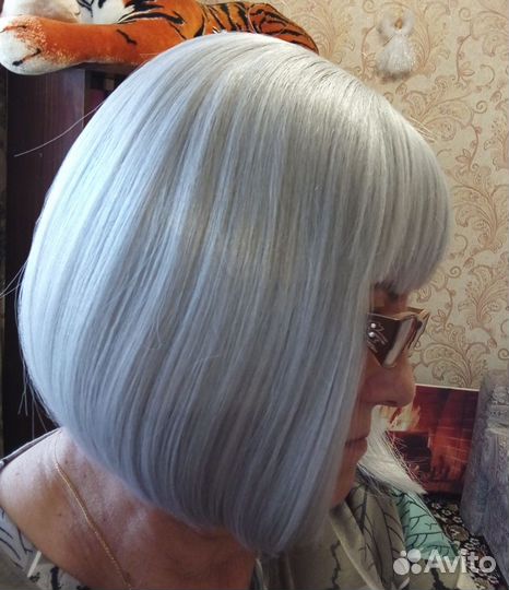 Парик женский короткий