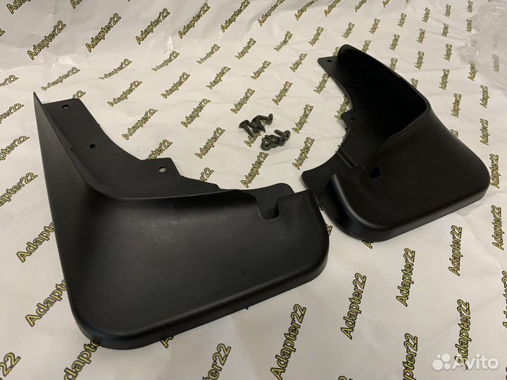 Передние брызговики Mitsubishi Outlander XL 06-09