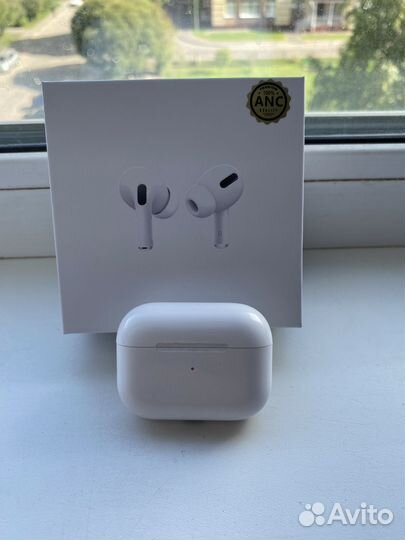 Беспроводные наушники apple airpods