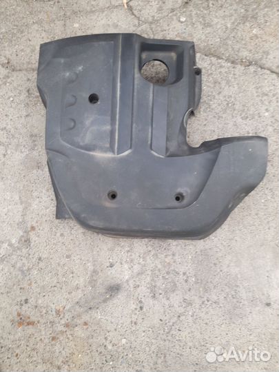 Крышка двигателя Экран ресивера нива Шевроле Нива