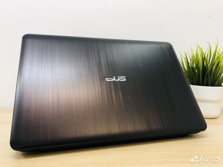 Ноутбук Asus