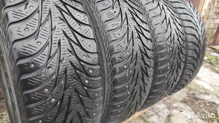 Yokohama Ice Guard Stud IG35 205/60 R16