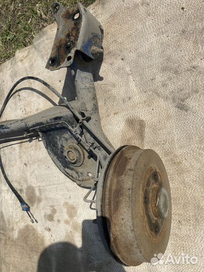 Балка задняя Renault Logan