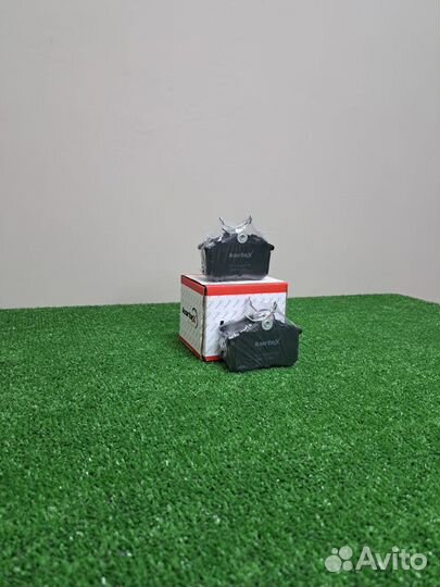 Skoda rapid Тормозные колодки задние