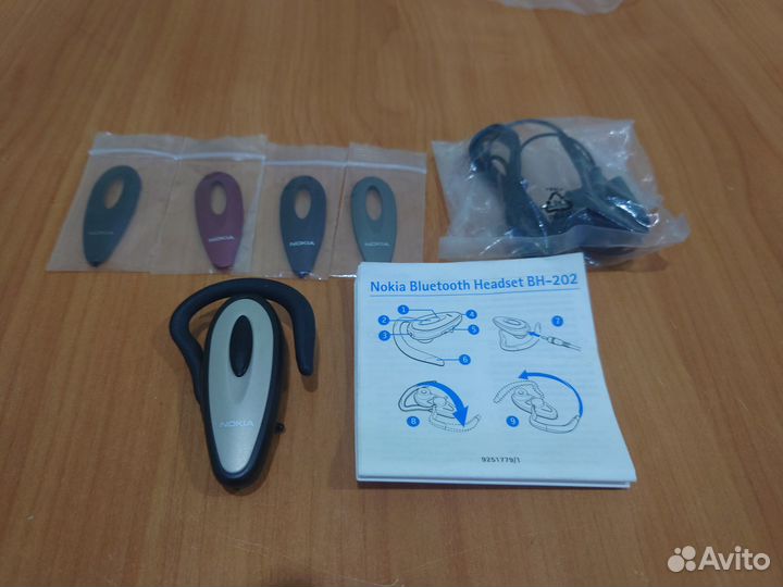 Гарнитура Nokia BH-202 Bluetooth