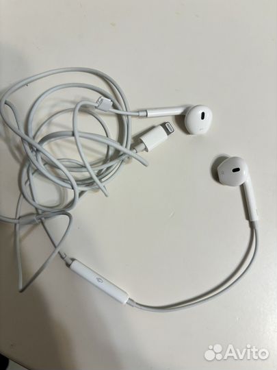 Наушники apple earpods lightning