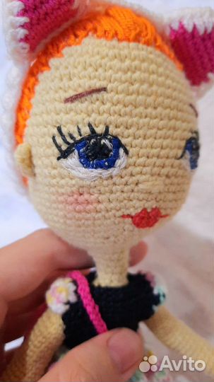 Кукла вязаная