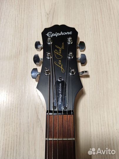 Электро гитара Epiphone Les Paul