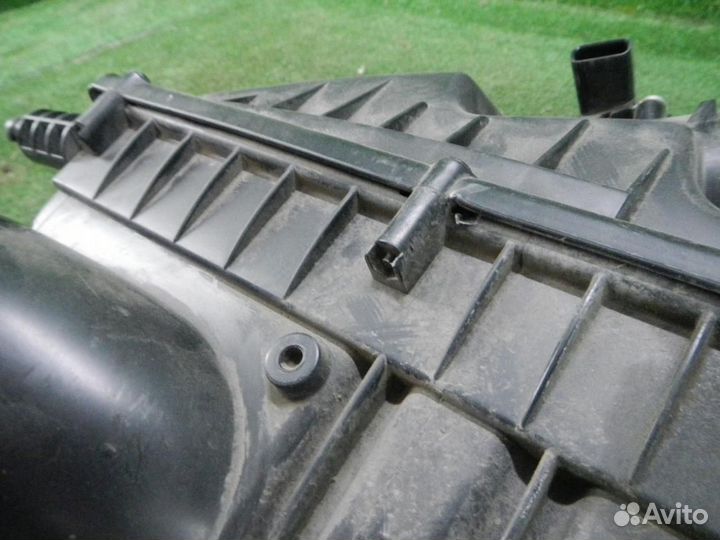 Корпус воздушного фильтра Land Rover Range Rover