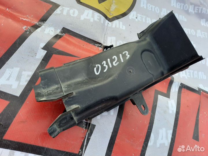 Воздуховод правый BMW 6 G32 2017