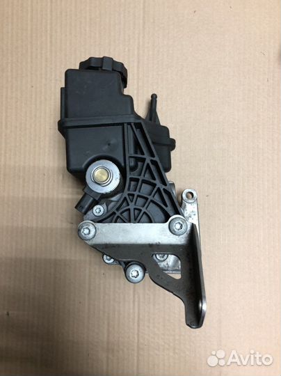 Насос гур Мерседес Спринтер