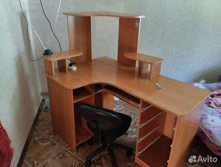 Компьютерный стол бу