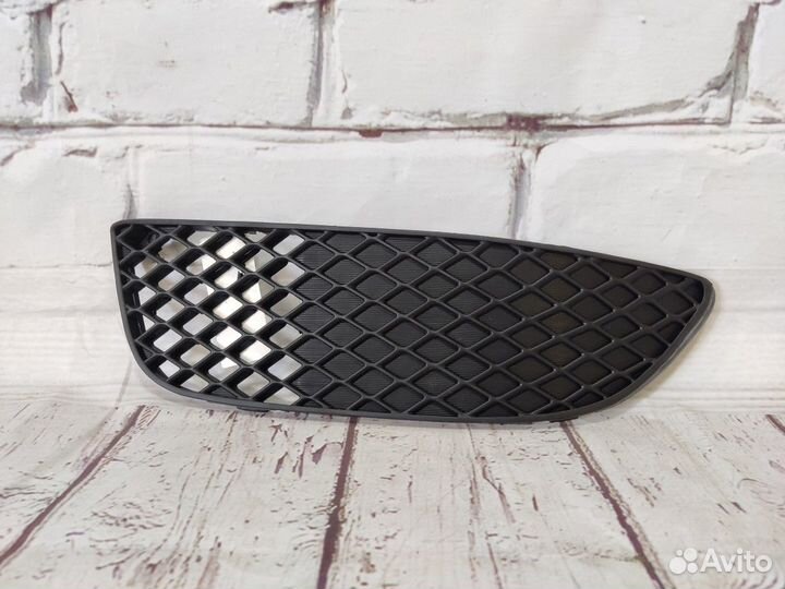 Новая заглушка птф левой Lancer 10 2007