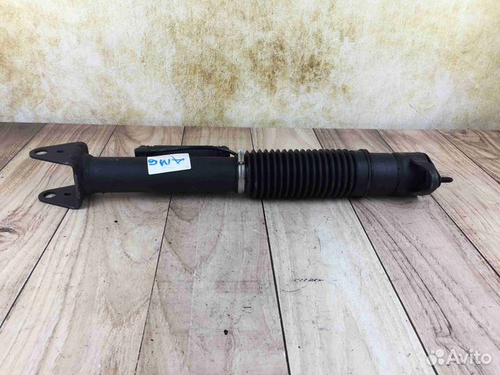 Амортизатор задний Mercedes ML W164 GL X164 AMG