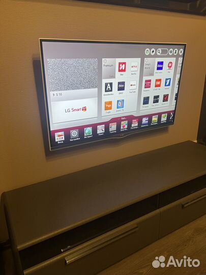 Телевизор LG 42LA667V 107см, Full HD, 3D SMART TV