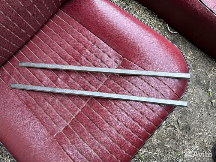 Москвич 2140 молдинги под фонарями