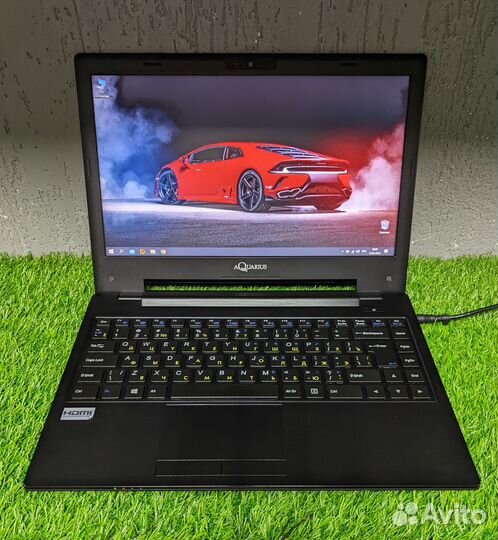 Компактный для работы учёбы Pentium 4415U SSD