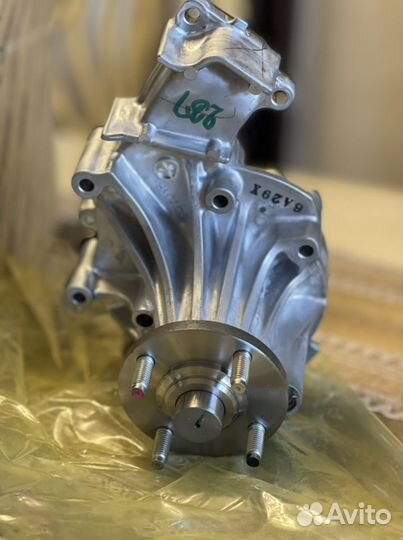 Помпа Toyota 16100-09261