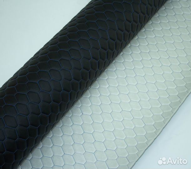 Стеганый кожзам черный с синими сотами
