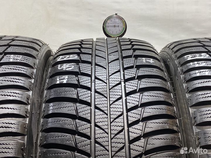 Bridgestone Blizzak LM-001 225/45 R17
