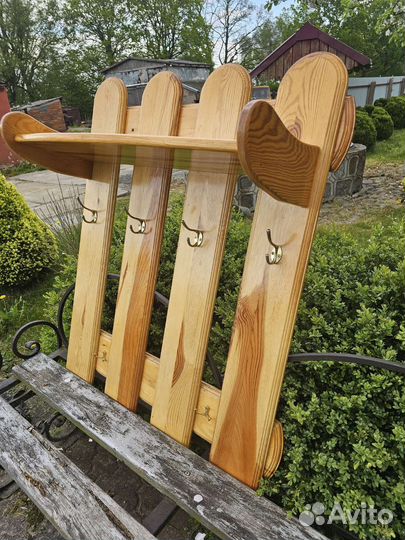 Вешалка в прихожую натуральное дерево