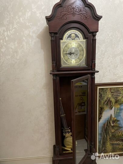 Часы интерьерные