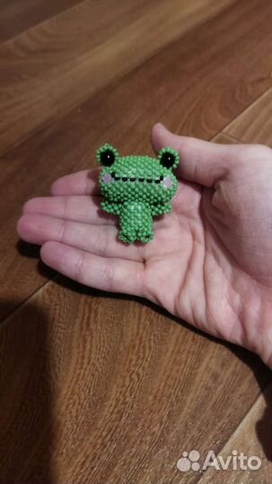 Амигуруми лягушка из бисера