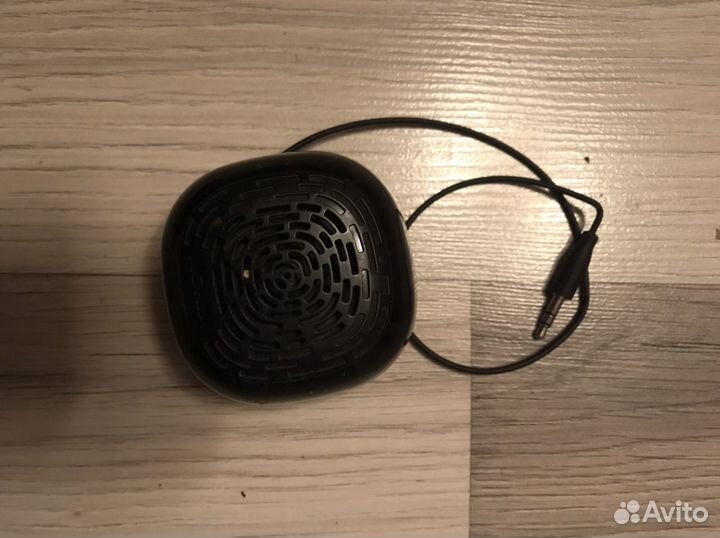Портативная колонка