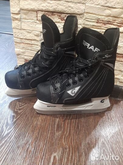 Коньки хоккейные