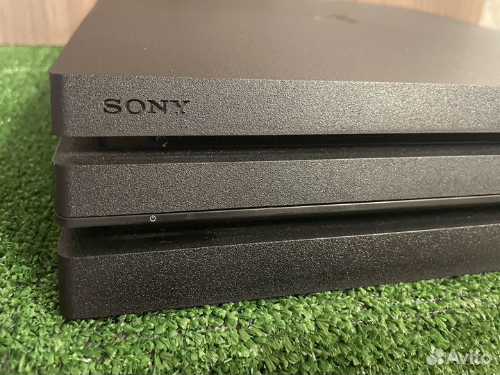 Sony PS4 pro 1tb