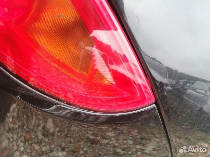 Фонарь задний правый seat Leon