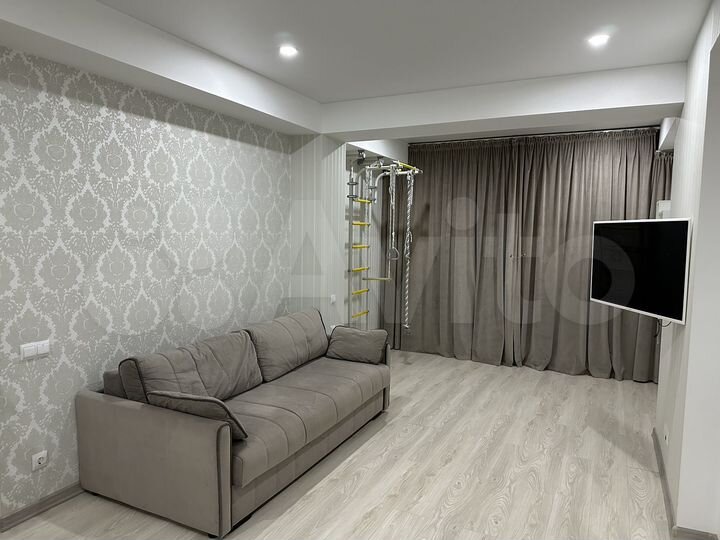 2-к. квартира, 60 м², 4/12 эт.