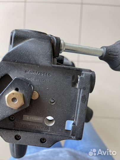 Тринога Manfrotto