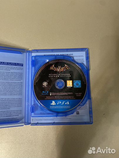 Диск на ps4 Batman Return To Arkham