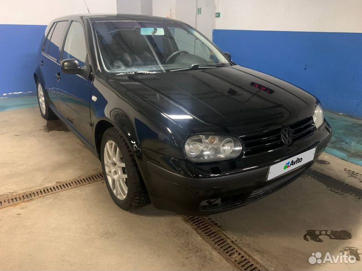 Volkswagen Golf 1.6 МТ, 2001, 176 399 км