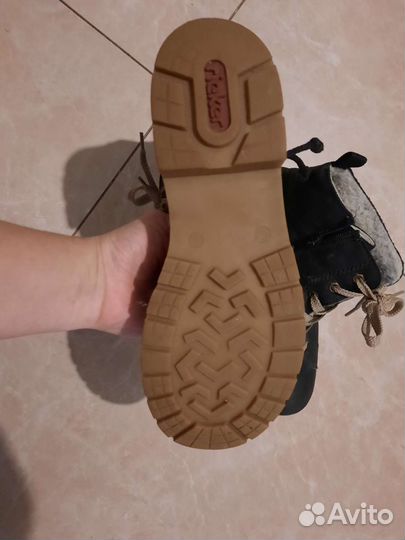 Ботинки для девочки