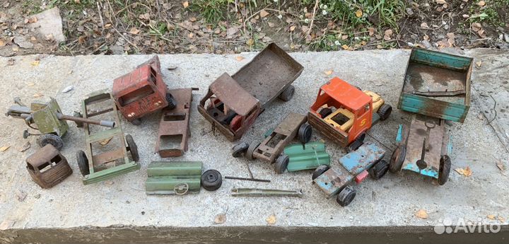 Жестянные грузовики СССР в ремонт