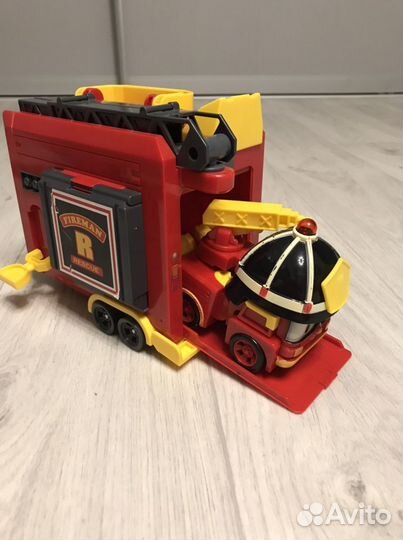 Трансформер рой с гаражом