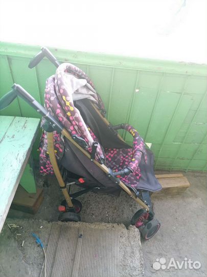 Прогулочная коляска