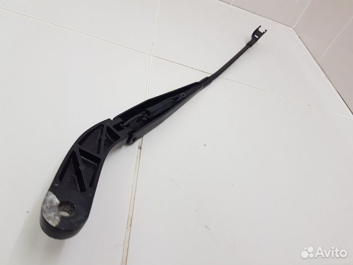 Поводок стеклоочистителя правый (Zotye T600)
