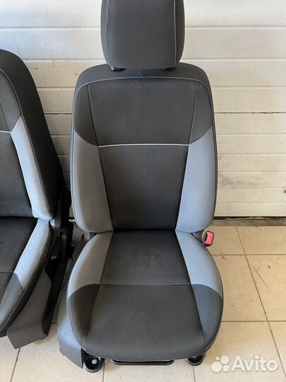 Сиденья комплект форд фокус 3