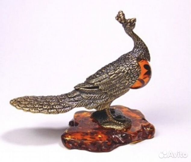 Статуэтка Павлин