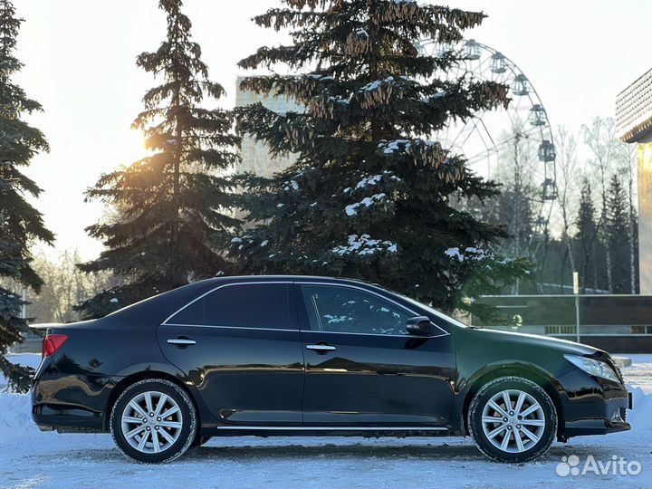 Toyota Camry 2.5 AT, 2014, 126 900 км