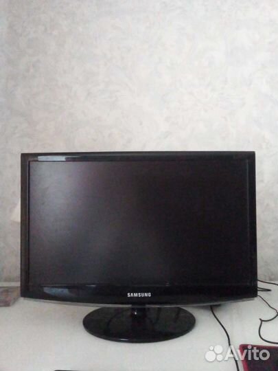 Монитор Samsung